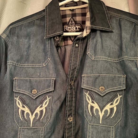 Roar light Denim style shirt - Picture 2 of 4